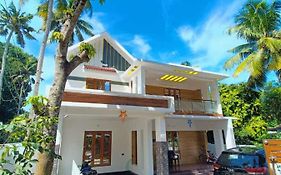 Adam Villa Homestay Varkala